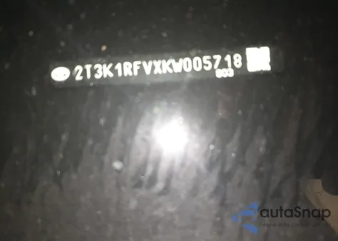 2019 Toyota Rav4 Le z USA, uszkodzony, nr VIN 2T3K1RFVXKW005718